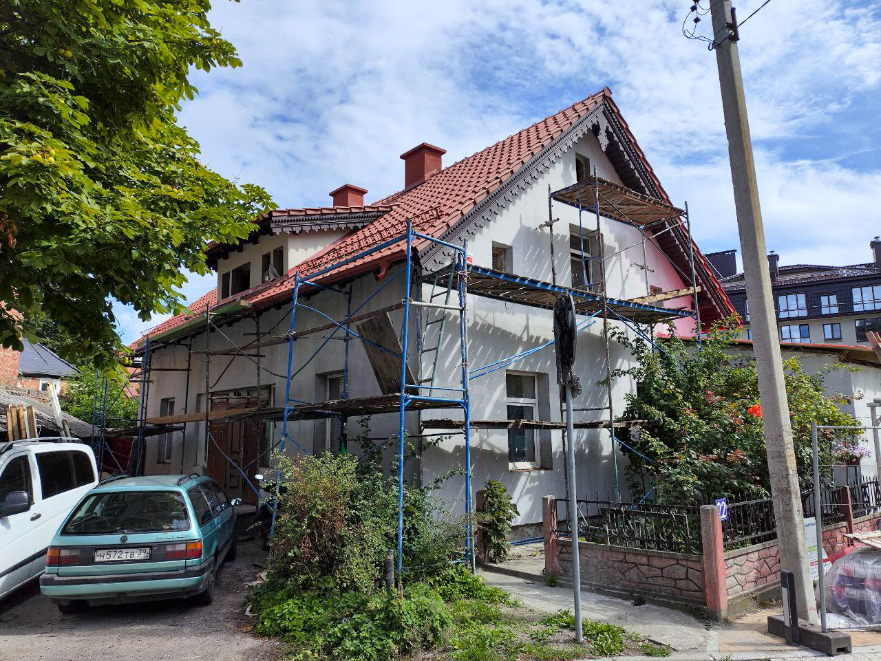 Ход работ в Зеленоградске на Октябрьской, 22