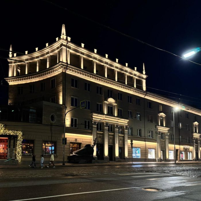 +1 дом с подсветкой