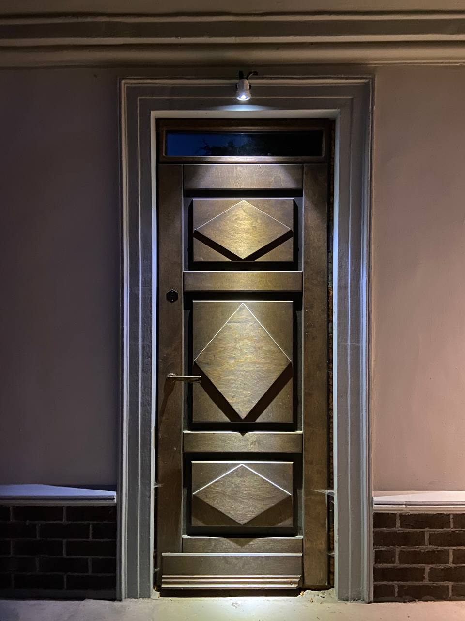 Новые двери