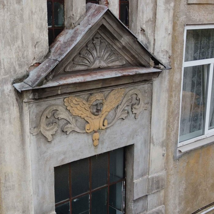 Ремонтируем ещё одно эклектичное здание 