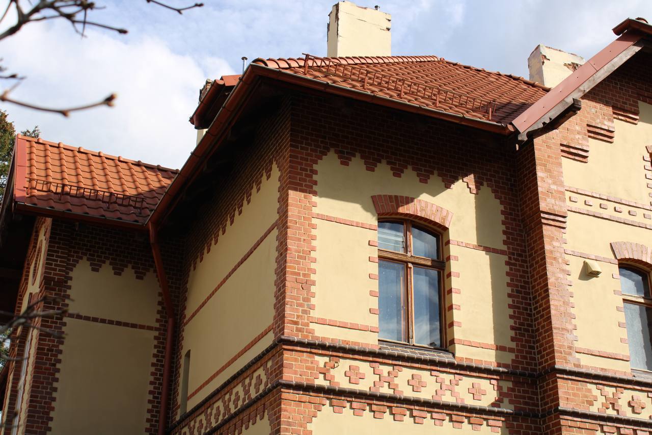 Завершаем ремонт исторического дома на улице Пушкина, 8 в Калининграде
