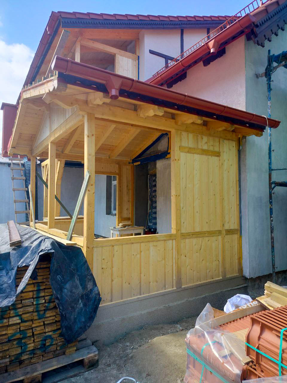 Ход работ в Зеленоградске на Октябрьской, 22