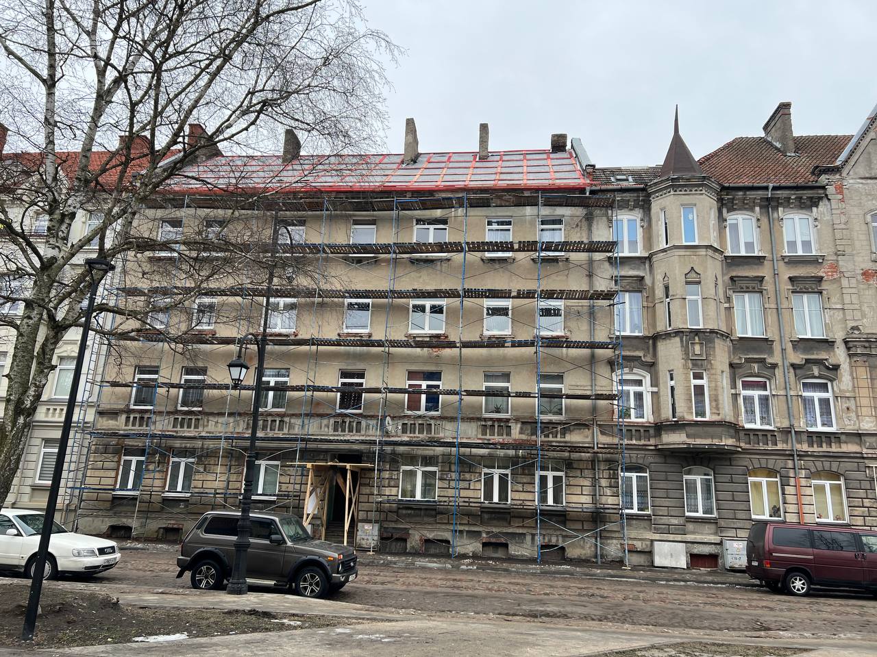 Порт Артур: приступили к капремонту фасада дома № 13