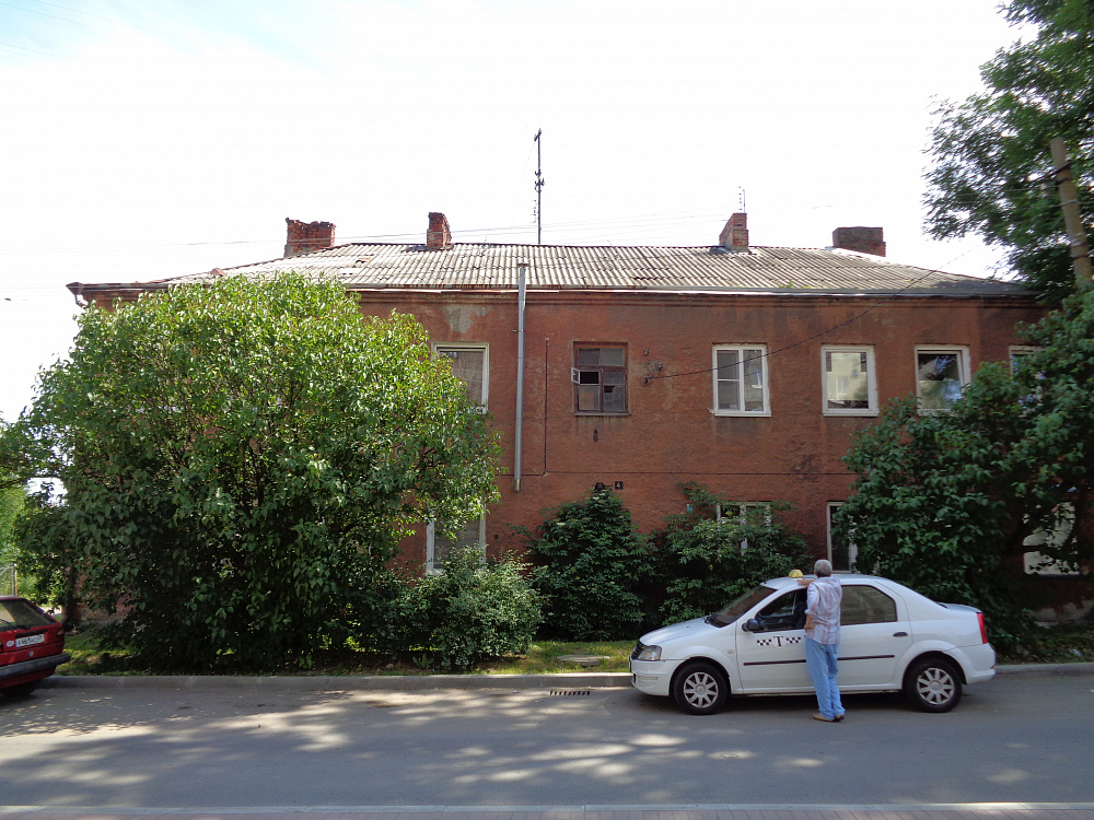 г. Калининград, ул. Садовая, 4