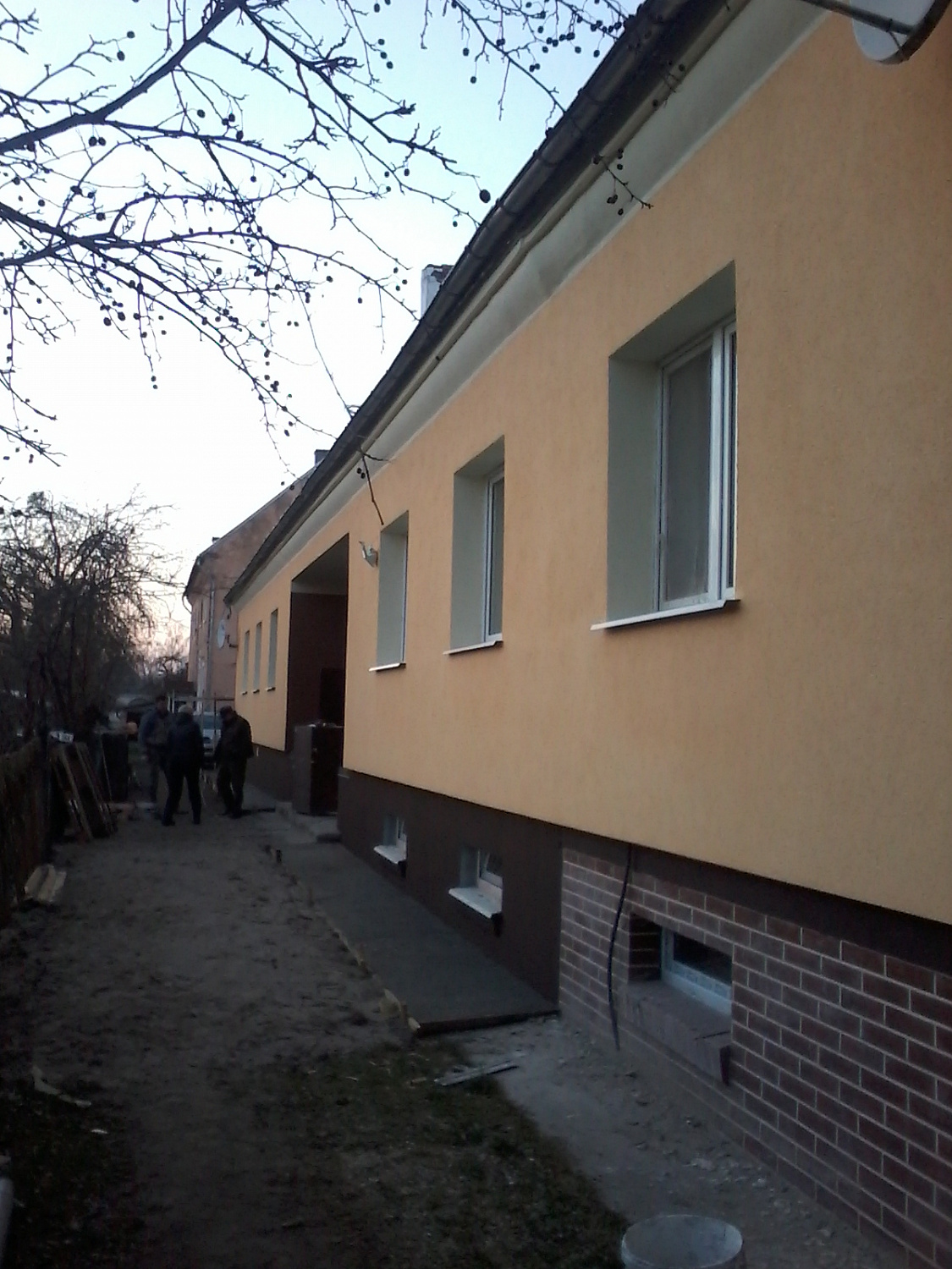 п. Люблино, ул. Железнодорожная, 3