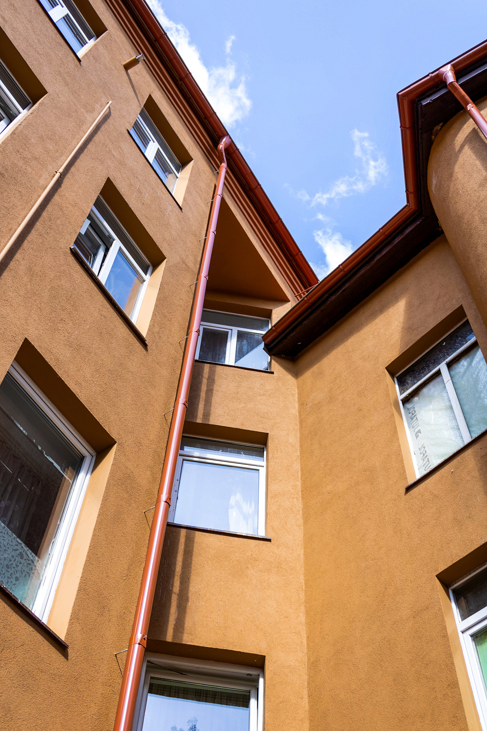 Капремонт ещё двух исторических зданий в Советске завершён 