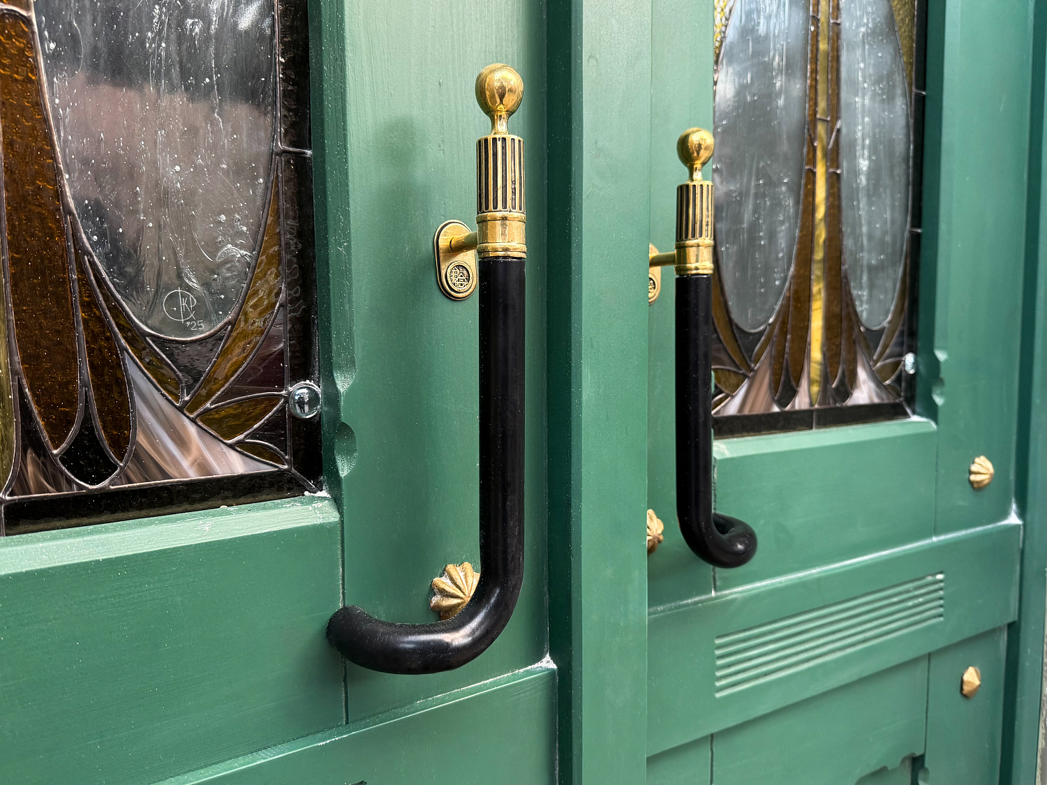 Новые дверные ручки 