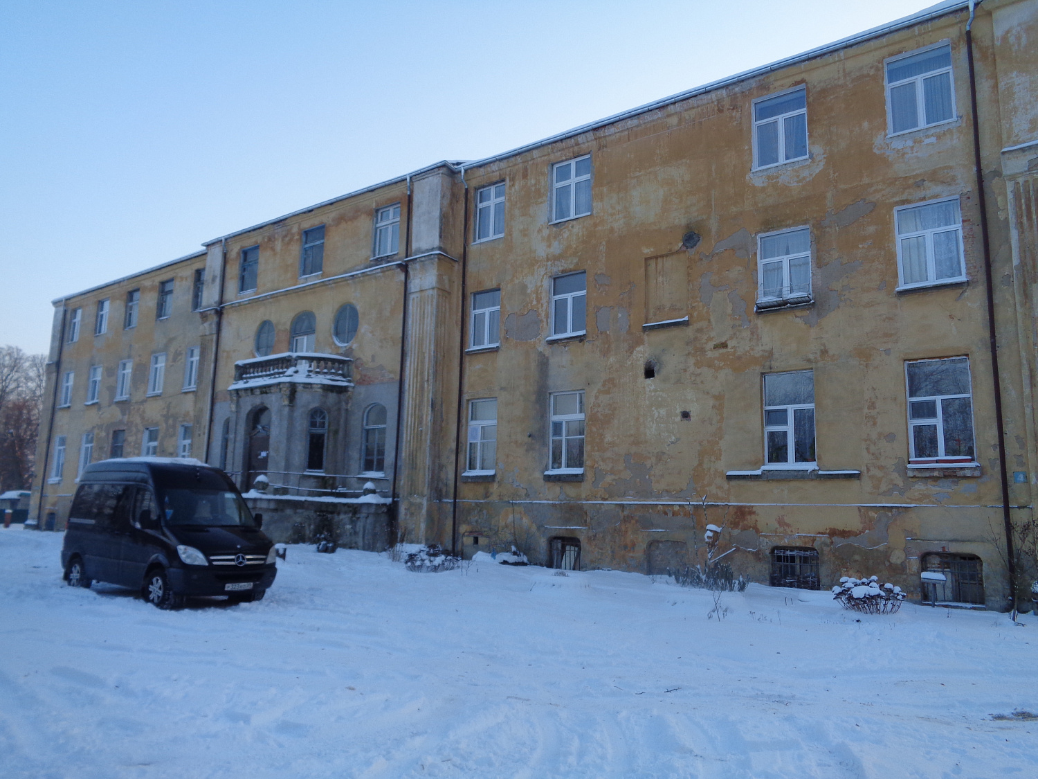 п. Славяновка, ул. Дзержинского, д. 4