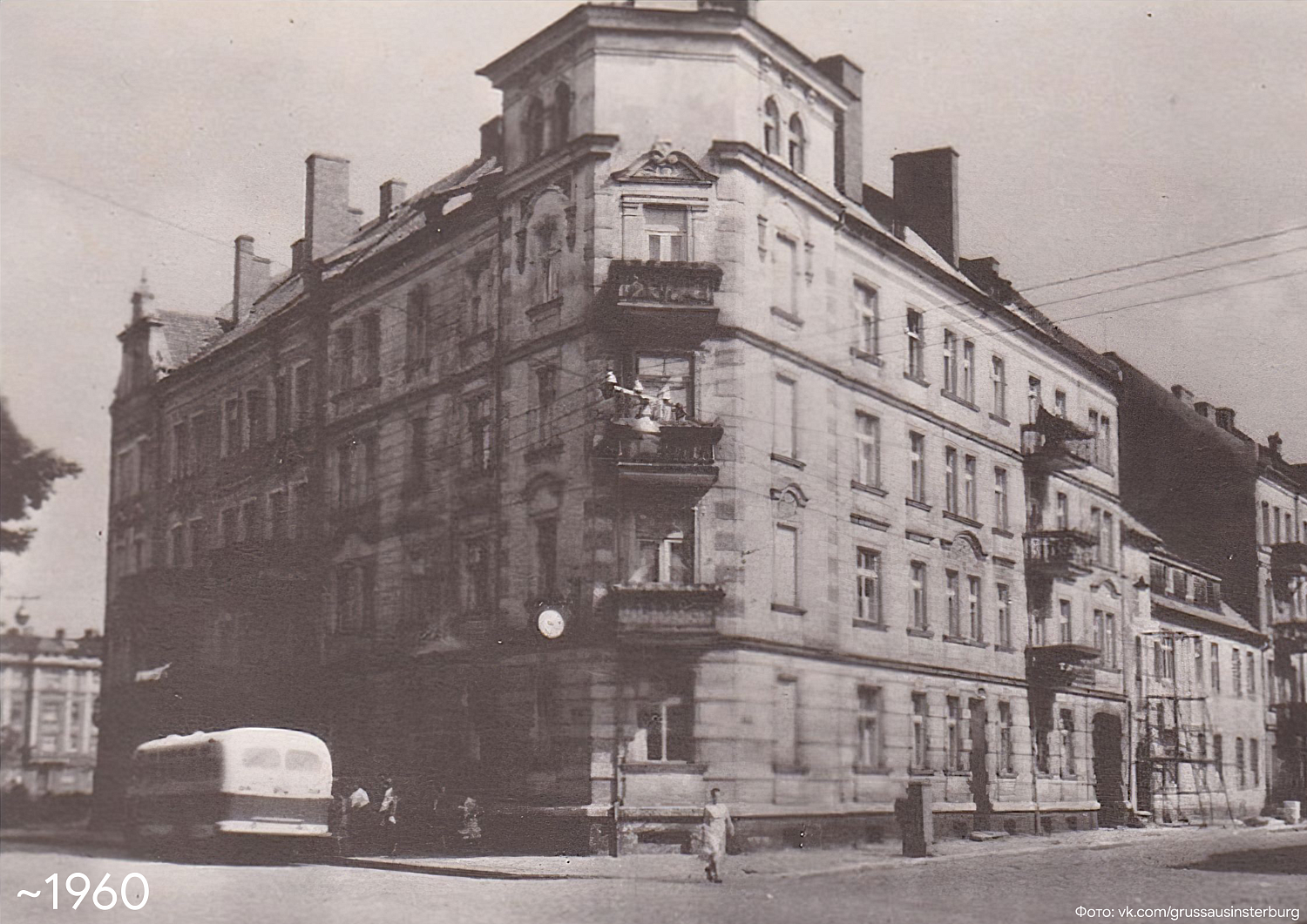 Выставка на проспекте Мира, 23-27