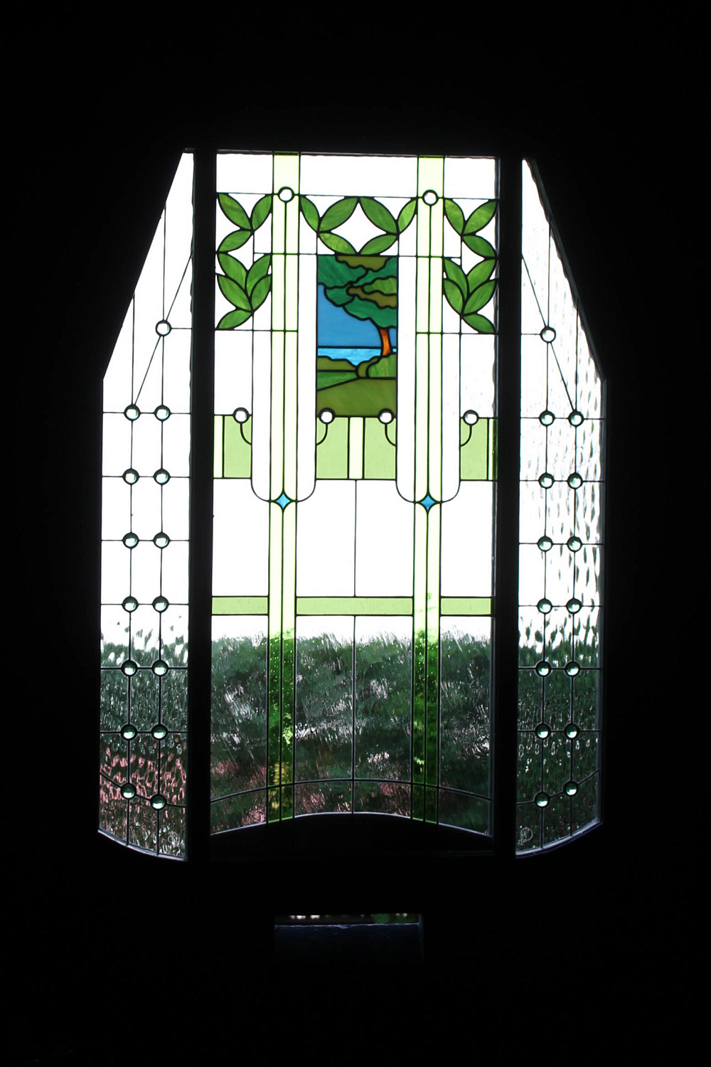 Установили витраж в дверь на Пушкина, 8