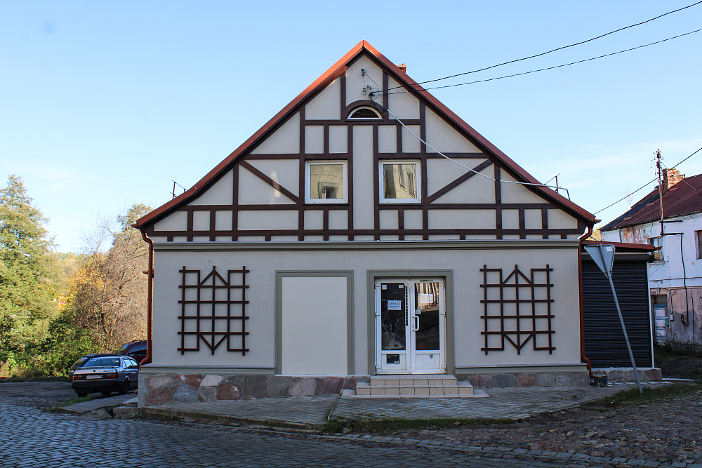 г. Озёрск, ул. Черняховского, 2