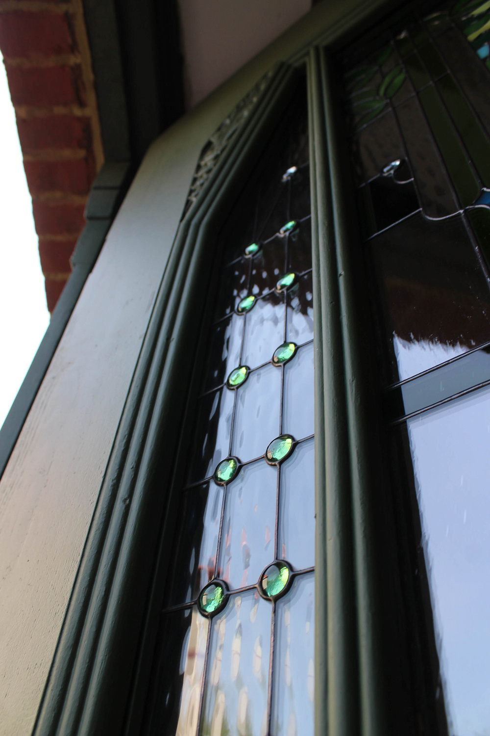 Установили витраж в дверь на Пушкина, 8