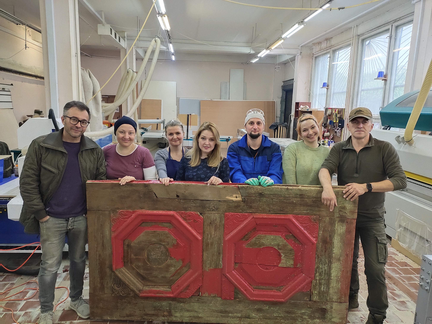 Объявляем набор на курс реставрации исторических дверей!
