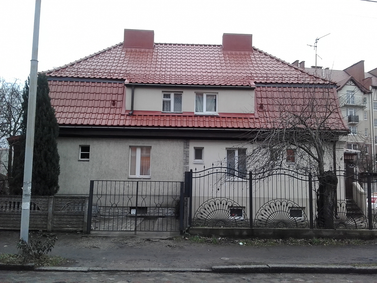 г. Калининград, ул. Чернышевского, 79-81