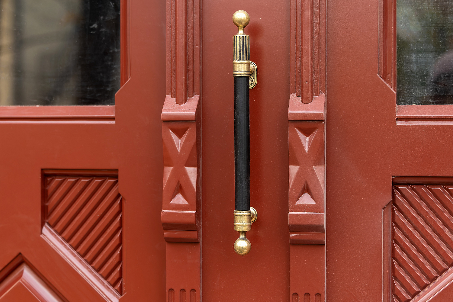 Латунные дверные ручки 