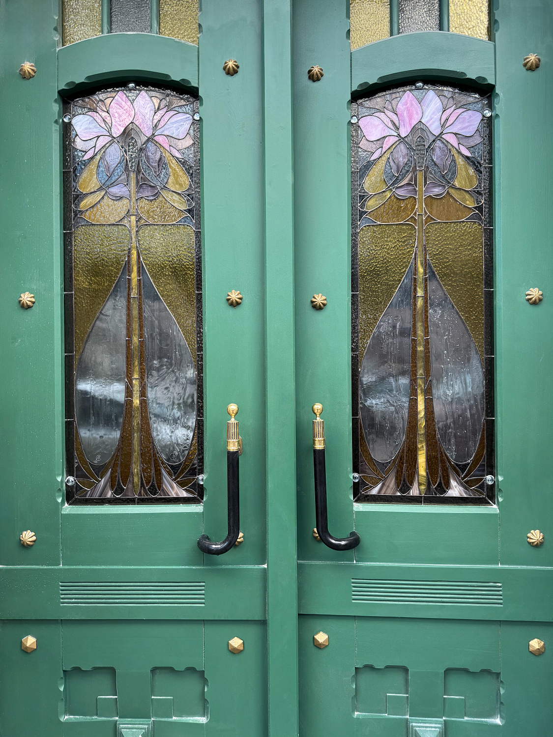 Новые дверные ручки 