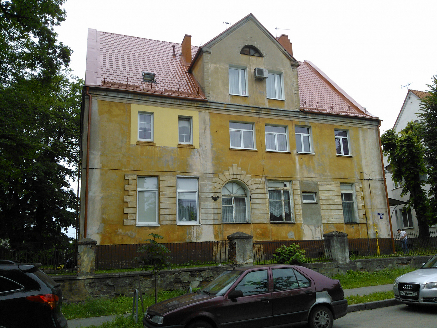 г. Калининград, ул. Каштановая аллея, 7