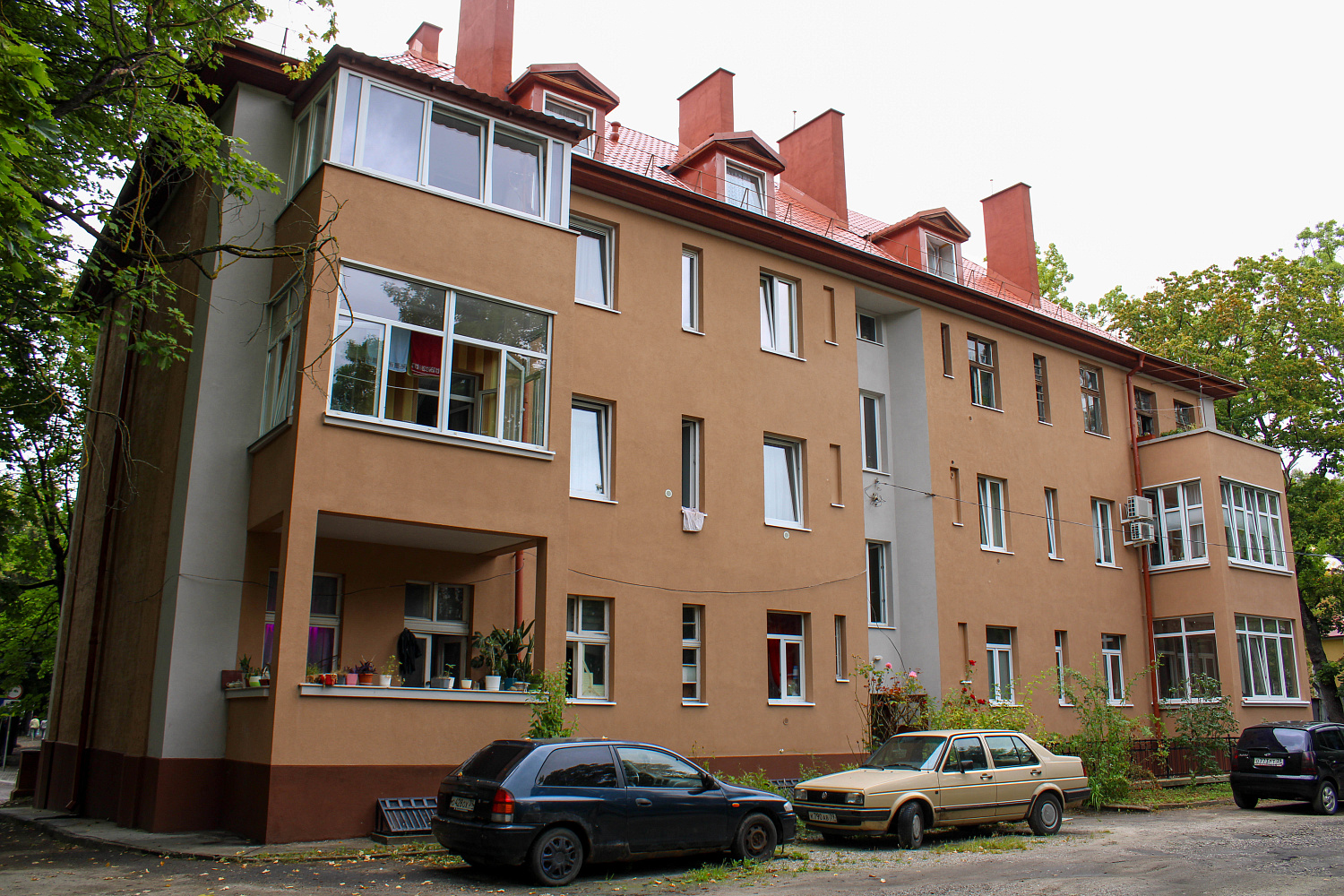 г. Калининград, ул. Д. Донского, 25