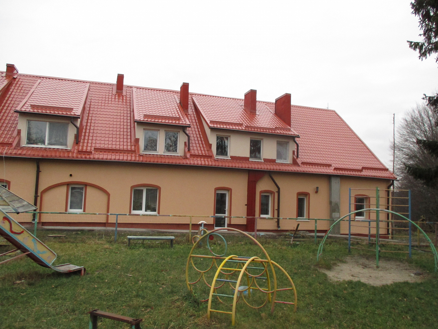 Светлогорский р-н, п. Майский, 4