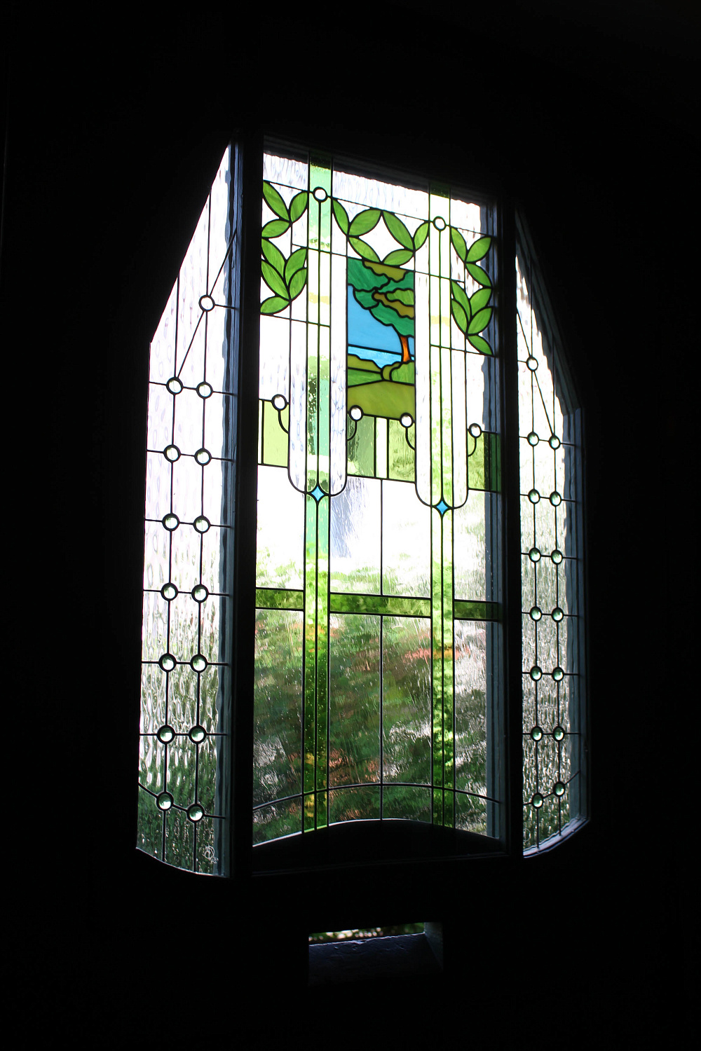 Установили витраж в дверь на Пушкина, 8