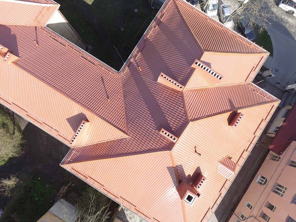 г. Калининград, ул. Артиллерийская, 10-12