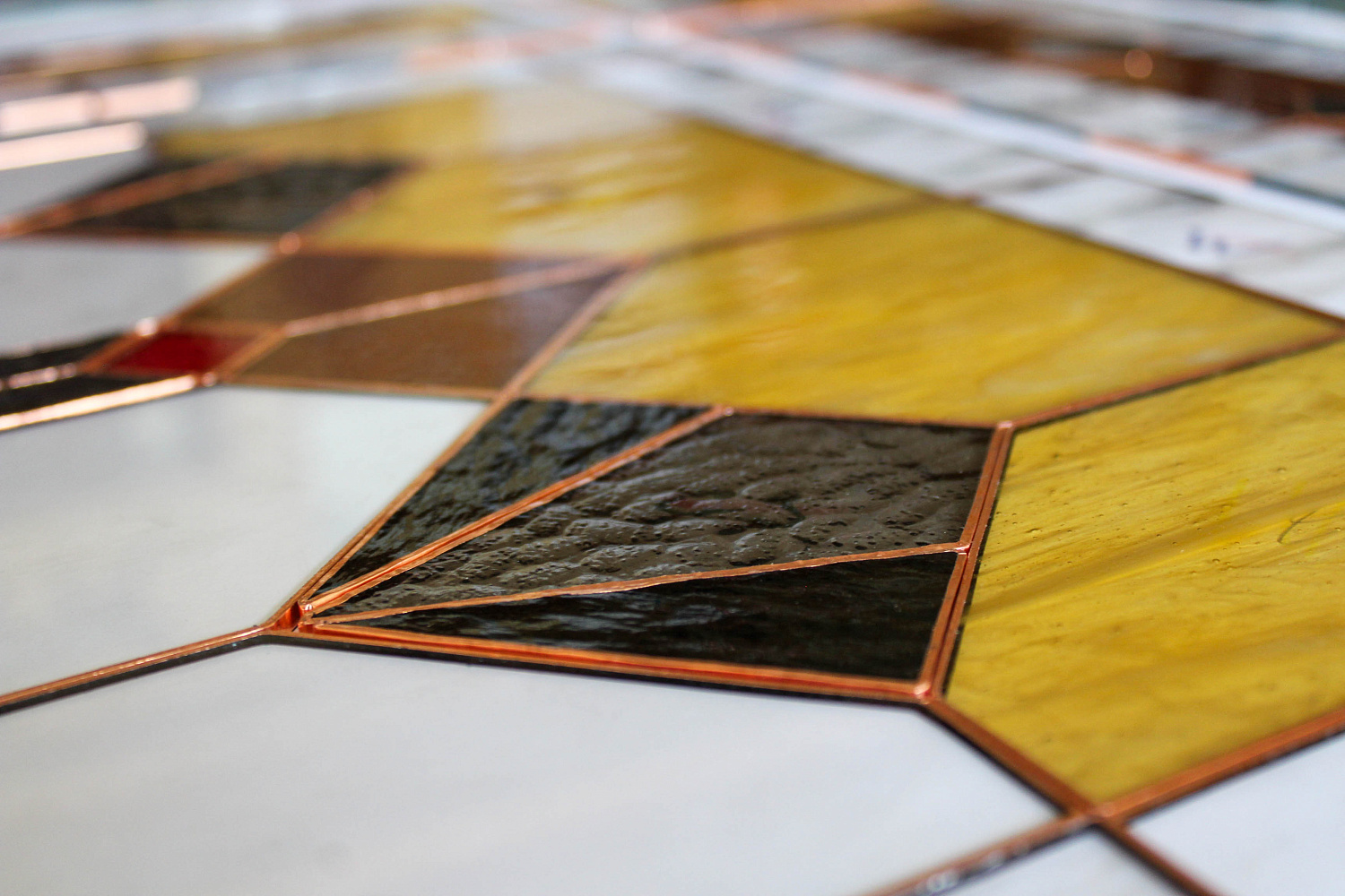 Работаем над витражом для Советска