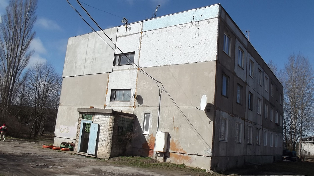 пос. Каменка, ул. Заводская д. 3